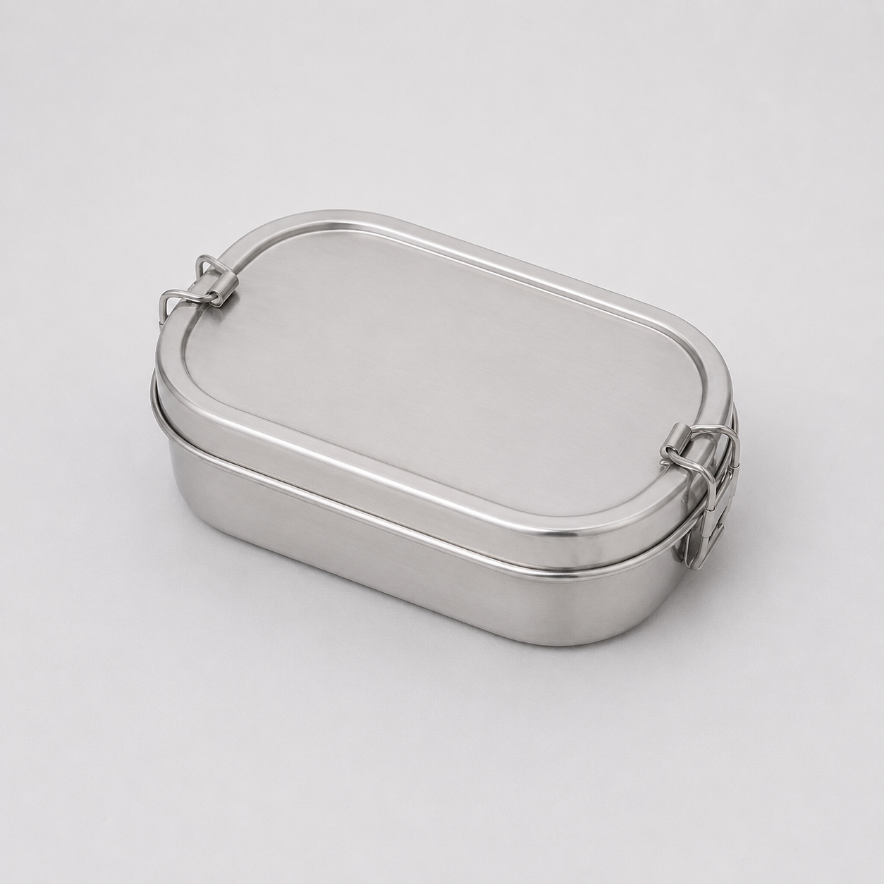 Capsule shaped lunch box with vati