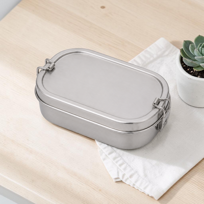 Capsule shaped lunch box with vati