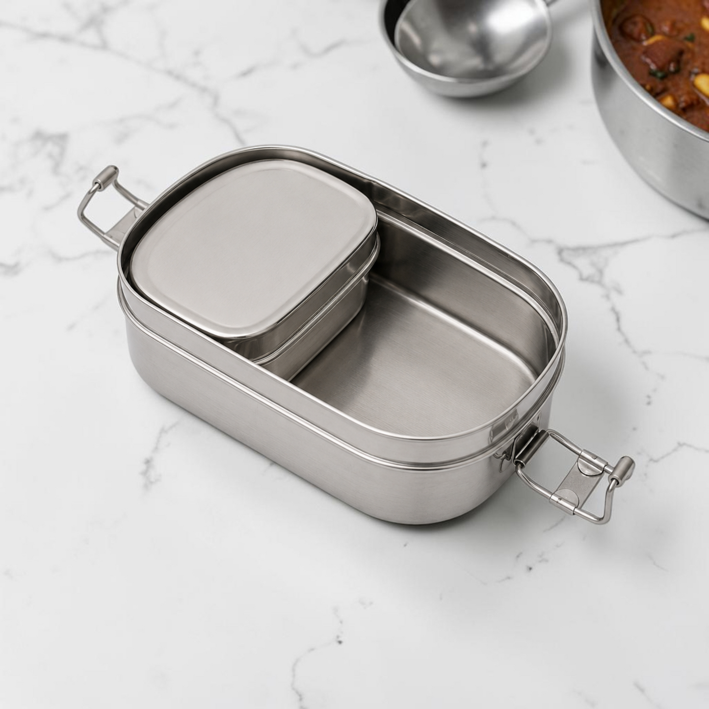 Capsule shaped lunch box with vati