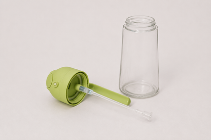 Oil sprayable and pourable bottle