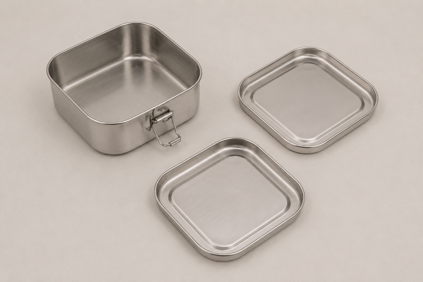 Square lunch box